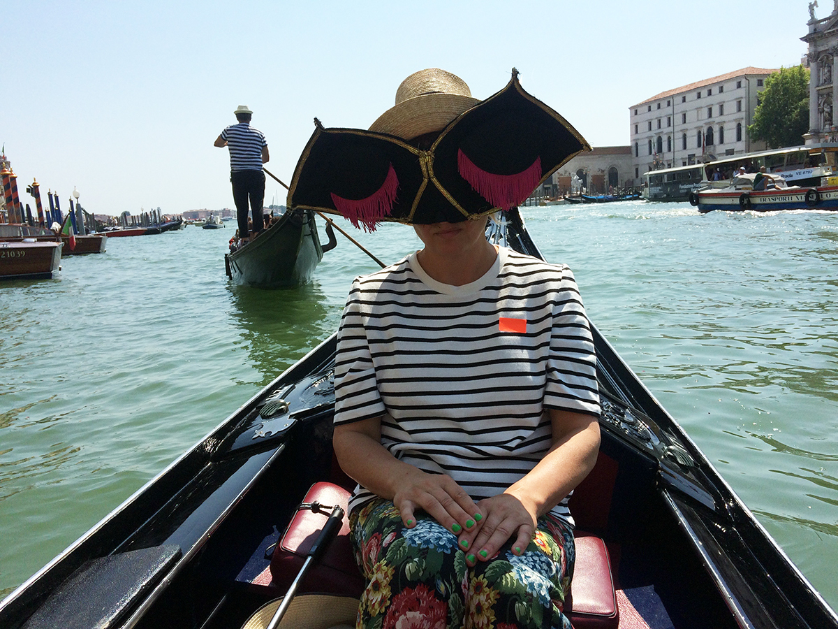 Blind Gondola Tour. Photo: Another tourist